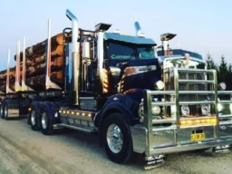 American City Truck Transporting browser game